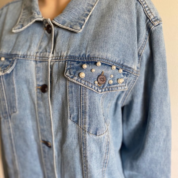 One5One Pearled Denim Light Blue Jacket EUC - Picture 6 of 15